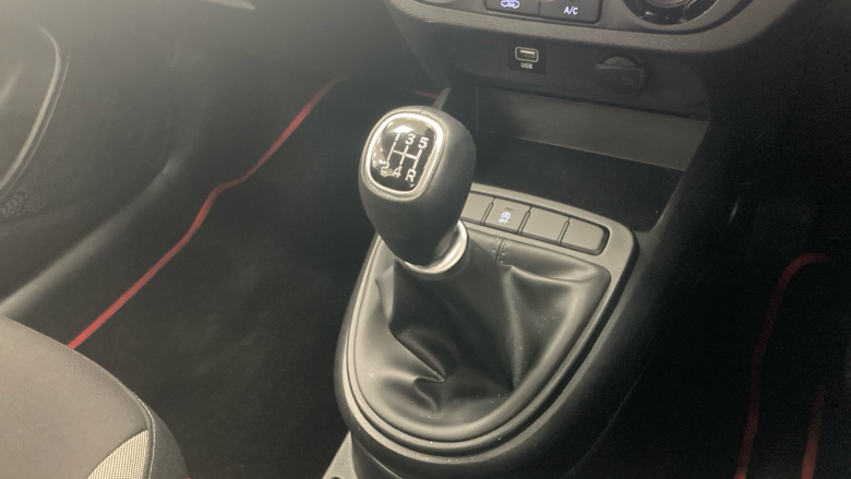 Hyundai i10 1.0 MPi SE Connect 5dr Petrol Hatchback